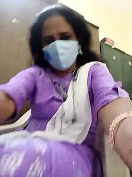 Snapshot of tamil_Boomika chatting on 01-08-26, 05:26 tamil Boomika online show from 01-08-26, 05:26