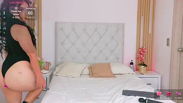 Ashley-Whitee online show from 12-03-25, 12:40