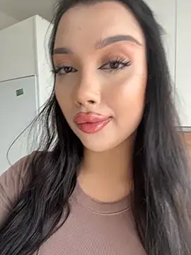 kiss Lissa online show from 11-30-25, 09:24