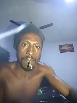 Snapshot of FilmableAntonym chatting on 12-02-25, 01:11 FilmableAntonym online show from 12-02-25, 01:11