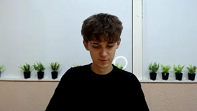 Snapshot of Hoot_Dude_ chatting on 10-18-25, 01:34 Hoot Dude  online show from 10-18-25, 01:34