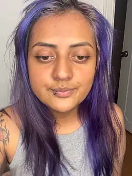 sunnymoonn 1 online show from 10-18-25, 10:54