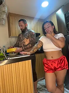 Snapshot of liz_and_thiago chatting on 10-03-25, 12:51 liz and thiago online show from 10-03-25, 12:51