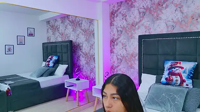 Aliss Star online show from 11-21-25, 12:15