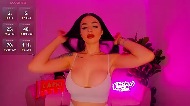 TiaBelle online show from 11-02-25, 06:32