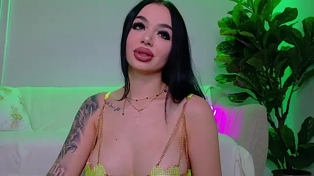 TiaBelle online show from 11-29-25, 08:34