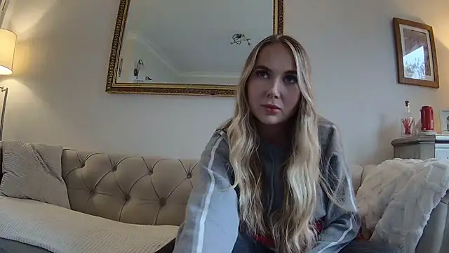 BarbieDolly x online show from 10-08-25, 02:36