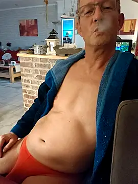 TommyTom76 online show from 11-08-25, 11:47