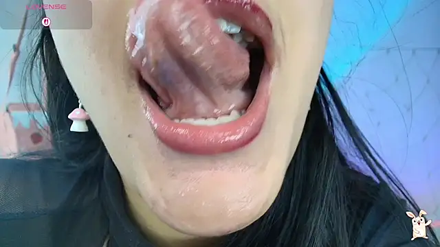 Snapshot of Hinata_21_ chatting on 10-02-25, 01:29 Hinata 21  online show from 10-02-25, 01:29