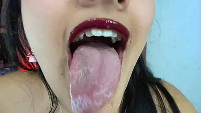 Hinata 21  online show from 04-21-26, 01:42