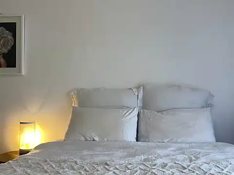 Snapshot of Sweet-TessaXX chatting on 11-13-25, 06:34 Sweet-TessaXX online show from 11-13-25, 06:34