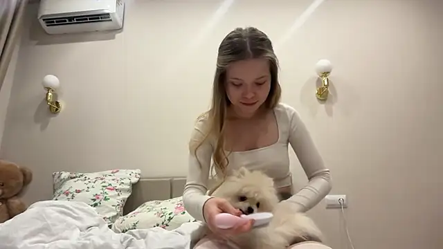 Snapshot of CandysRose chatting on 02-27-26, 08:31 CandysRose online show from 02-27-26, 08:31