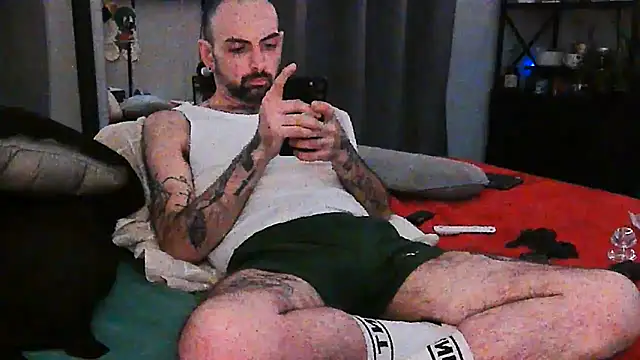 Snapshot of hungbot chatting on 02-02-26, 05:17 hungbot online show from 02-02-26, 05:17