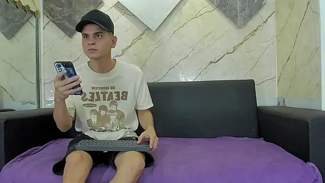 liam coleman25 online show from 03-02-26, 05:08