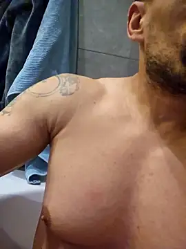 Ando1992 online show from 04-19-26, 01:32