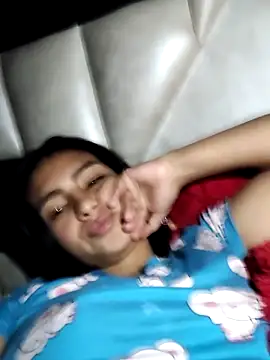 NileveSantanna online show from 11-26-25, 02:45