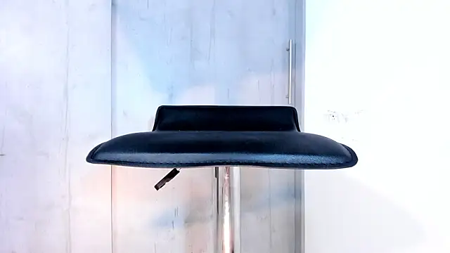 Snapshot of Bigcock_27cmt chatting on 10-18-25, 09:54 Bigcock 27cmt online show from 10-18-25, 09:54