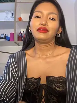 fenixzara online show from 11-22-25, 07:35