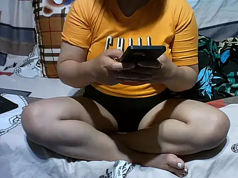 Snapshot of Ella_marie14 chatting on 01-09-26, 02:09 Ella marie14 online show from 01-09-26, 02:09