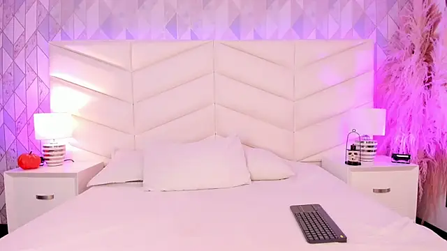 Snapshot of Charlotte_hall_ chatting on 10-11-25, 03:39 Charlotte hall online show from 10-11-25, 03:39