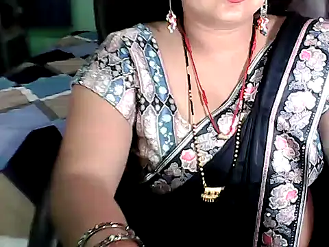 Snapshot of BABITA_KUMARII chatting on 10-10-25, 05:12 BABITA KUMARII online show from 10-10-25, 05:12