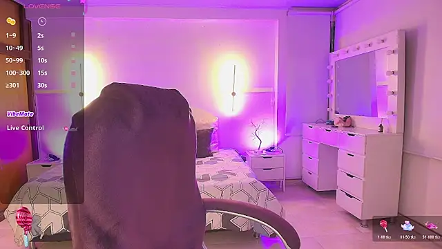 kloe28 online show from 04-19-26, 03:50