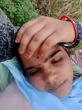Cuty nensi online show from 10-08-25, 08:01