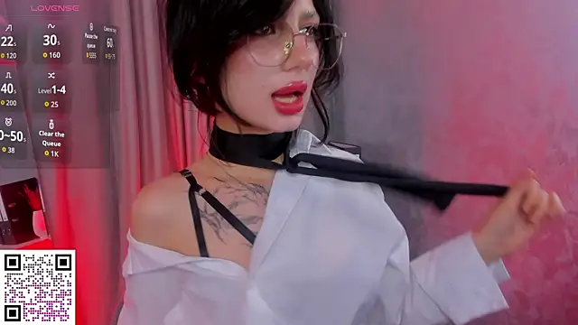 Michelle Murray online show from 10-29-25, 04:20