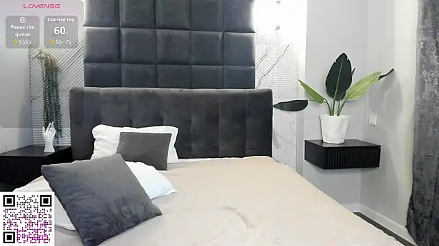 Michelle Murray online show from 11-17-25, 01:11