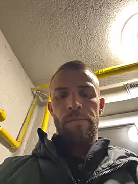 Snapshot of sexyman1936 chatting on 11-04-25, 03:44 sexyman1936 online show from 11-04-25, 03:44