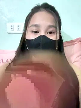 Snapshot of kamdan12 chatting on 12-04-25, 01:42 kamdan12 online show from 12-04-25, 01:42