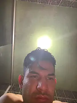 Moisesjrtapia online show from 06-22-26, 04:37