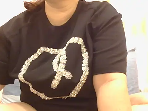 Kimkhaepretty online show from 10-04-25, 03:04