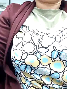 Kimkhaepretty online show from 02-10-26, 06:06