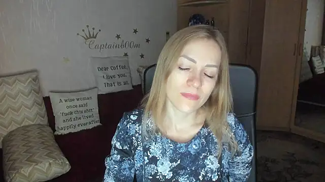 Tiffany Bates online show from 10-14-25, 03:07