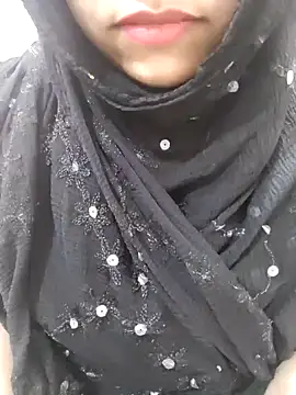 Snapshot of Miss_Rose__ chatting on 11-26-25, 07:04 Miss Rose online show from 11-26-25, 07:04