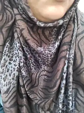 Snapshot of Miss_Rose__ chatting on 06-02-26, 06:48 Miss Rose online show from 06-02-26, 06:48