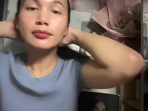 Snapshot of FelicityLincoln chatting on 05-16-26, 02:49 FelicityLincoln online show from 05-16-26, 02:49