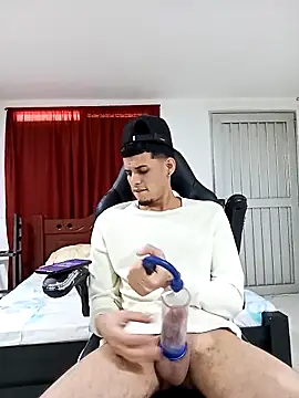 Pingasaboy20 online show from 09-26-25, 01:48