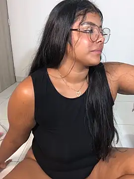 Snapshot of AnaBrowmn chatting on 12-02-25, 12:27 AnaBrowmn online show from 12-02-25, 12:27