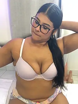AnaBrowmn online show from 05-25-26, 06:25
