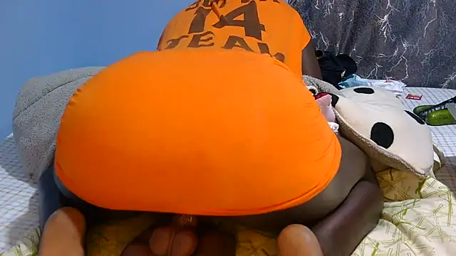 SpiceySnack online show from 04-20-26, 06:20