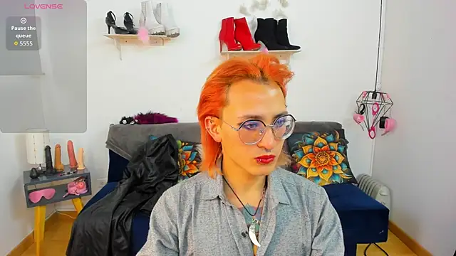 Moon Fox online show from 11-03-25, 08:10