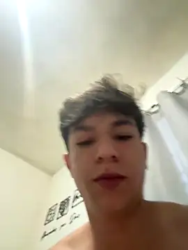 Snapshot of Gabriel25cm chatting on 12-01-25, 10:20 Gabriel25cm online show from 12-01-25, 10:20