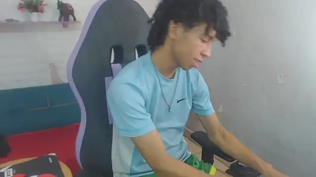 xion ez online show from 12-17-25, 09:43