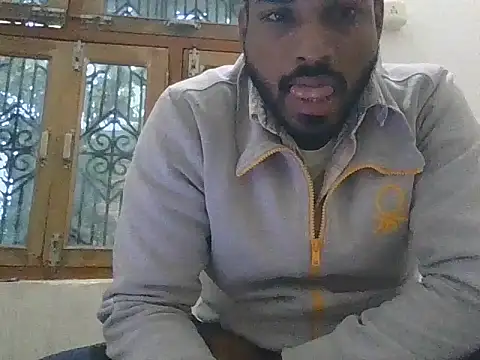 Raw12499 online show from 12-17-25, 09:48