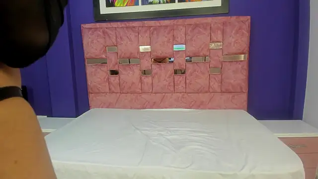 Snapshot of abella_lov chatting on 11-13-25, 12:15 abella lov online show from 11-13-25, 12:15