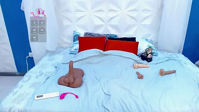 adisson petite1 online show from 01-08-26, 06:43