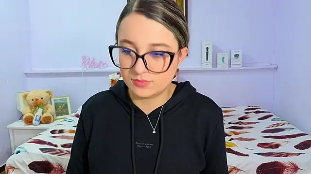 Snapshot of katiaa_lovv chatting on 10-03-25, 11:40 katiaa lovv online show from 10-03-25, 11:40