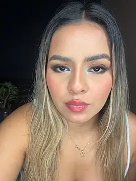 Snapshot of itsdanividarte chatting on 10-10-25, 11:26 itsdanividarte online show from 10-10-25, 11:26